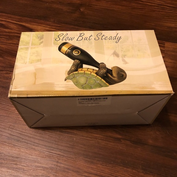 NWT DWK Slow But Steady Decor Poly-Resin Turtle Wine Bottle Holder - Picture 1 of 6